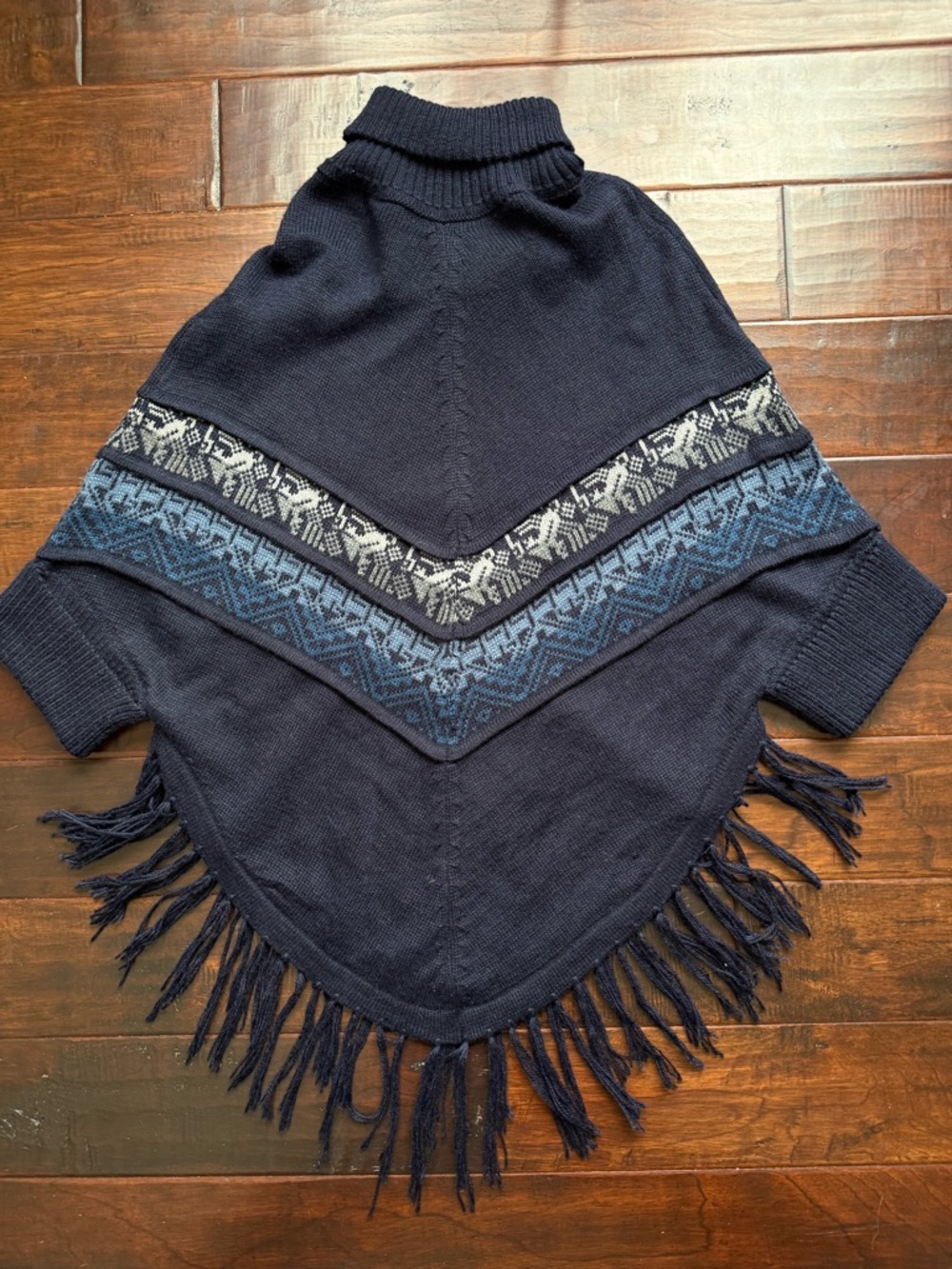 VTG Alpatex Peru Alpaca Turtleneck Poncho w/ Sleeves